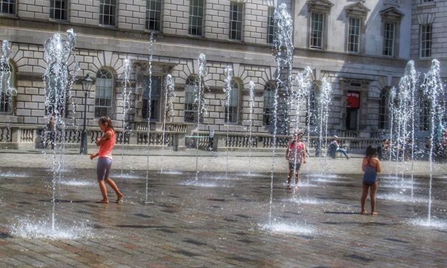 Dancing in the fountain of youth - Yang-May Ooi, Tiger Spirit UK