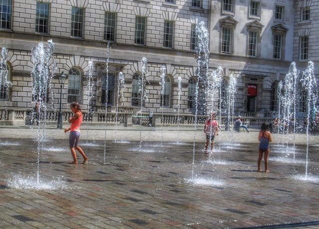 Dancing in the fountain of youth - Yang-May Ooi, Tiger Spirit UK