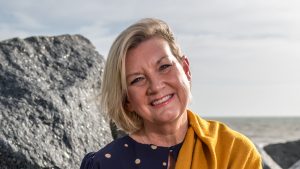 Retirement coach Liz Watt on Anxiety and Retirment - on The Anxiety Advantage podcast hosted by Yang-May Ooi